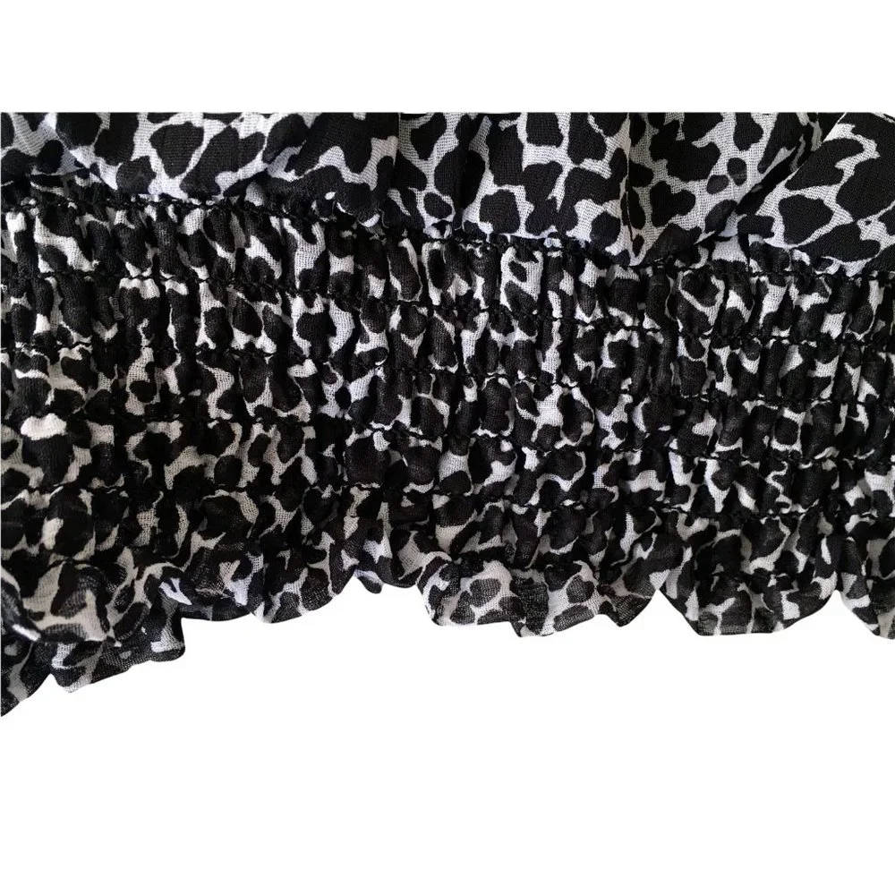 Fred David Womens Blouse Shirt Medium Black White Animal Print Casual Work Wear - Picture 3 of 7